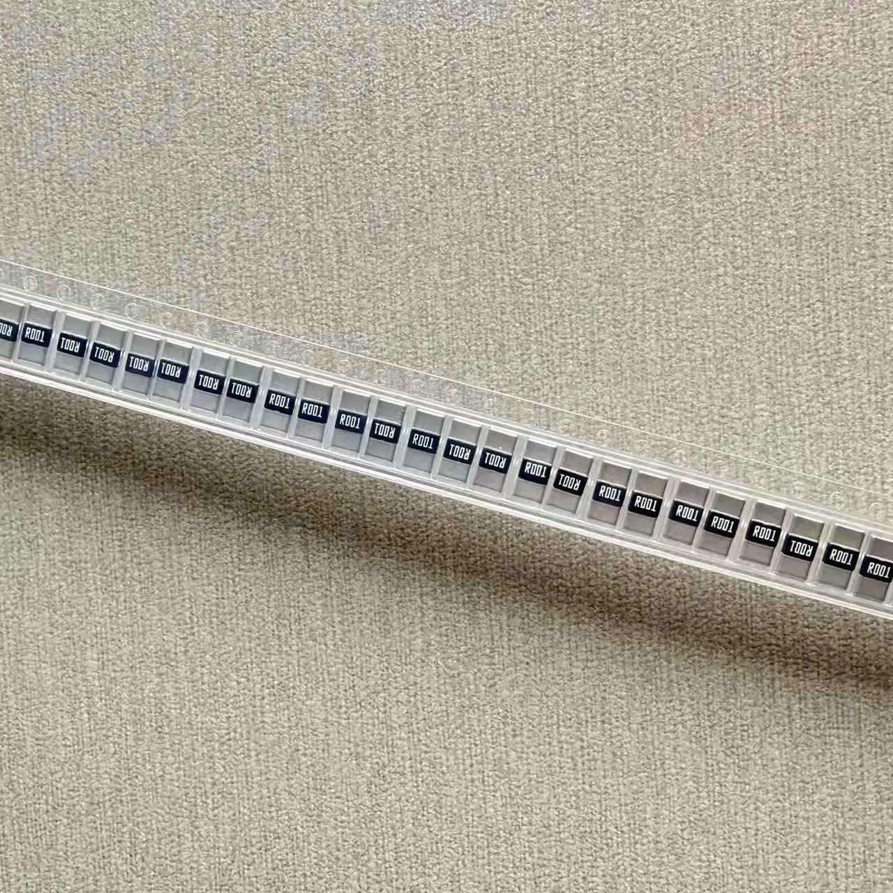 1000pcs Alloy Resistances 2512 Resistors kit R001 R003 R005 R010 1% 3W 0.1Ω