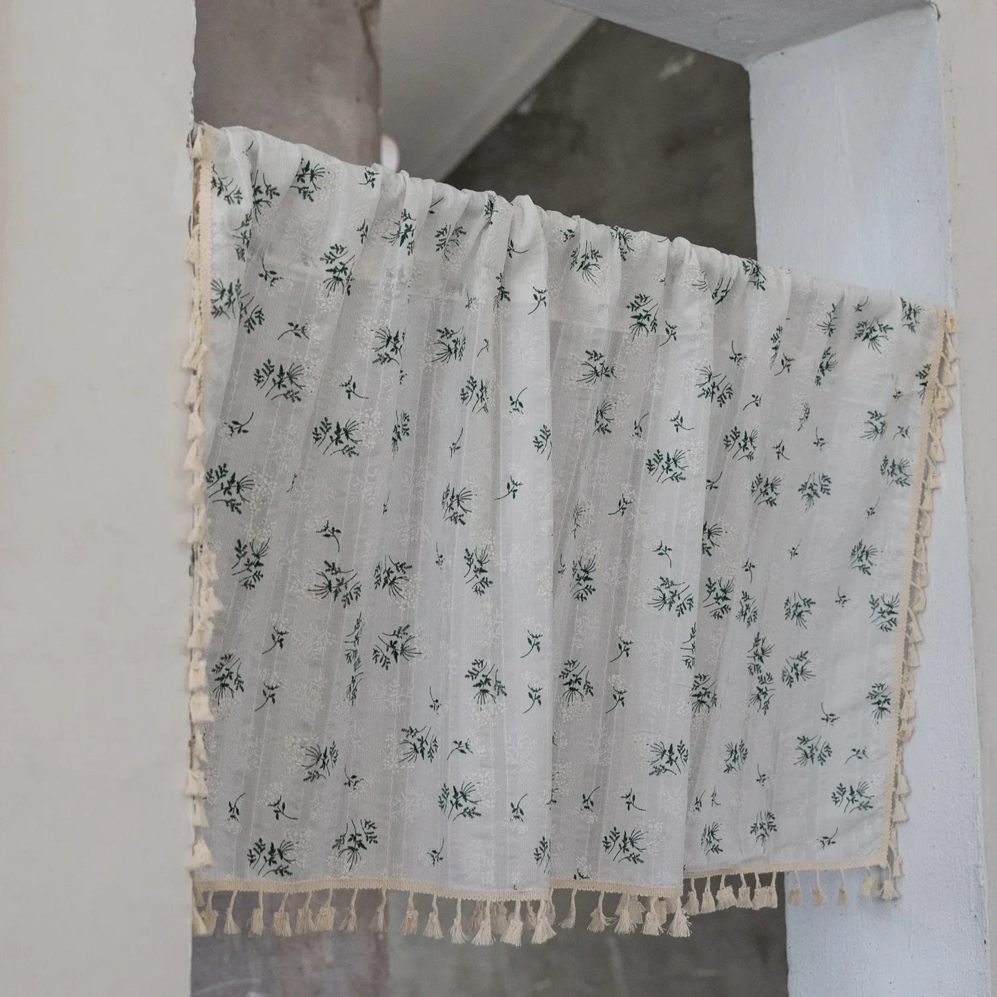 Korean Cotton Daisy Curtains Road Pocket Shade Curtain Floral Tassel for Kitchen Bedroom Living Room Bay Window Cabinet Curtain